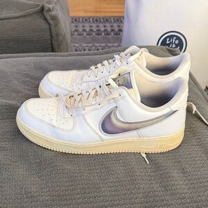 Nike Air Force 1’s Holographic